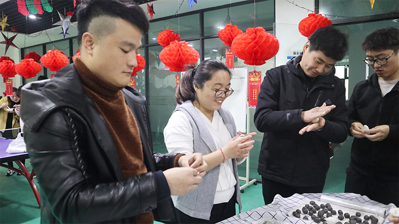 赢好礼,陪你趣味闹元宵 | 宝开举办“包汤圆 · 猜灯谜 · 迎元宵”主题活动